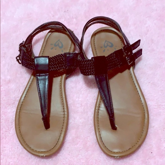 3 FOR $18/JUSTICE* black sandals - Picture 1 of 6